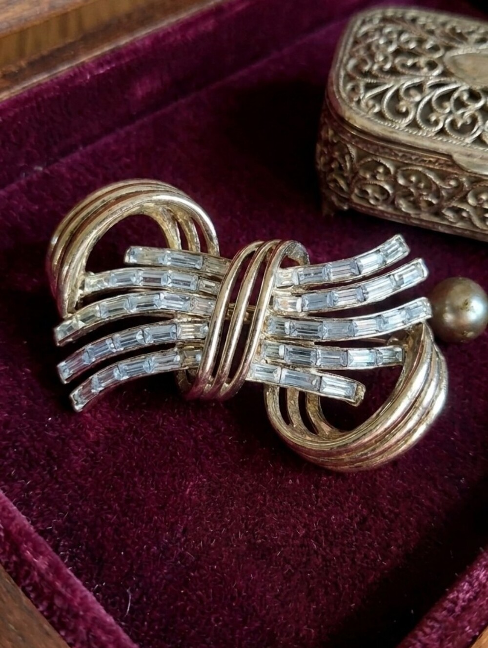 Gold-Tone Crystal Bow Statement Brooch - Women Jewelry